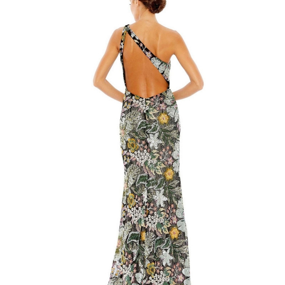 Mac Duggal Green and Black One Shoulder Embellished Gown with Slit for Prom - Picture 2 of 9